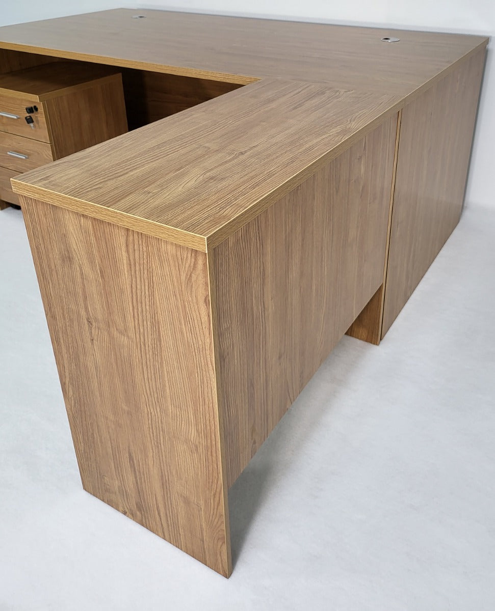 Modern Oak Executive Office Desk with Leather Panelling with Mobile Pedestal and Desk Level Return - KW-8690-1800mm